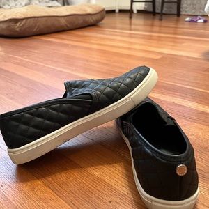 Steve Madden slip on sneakers